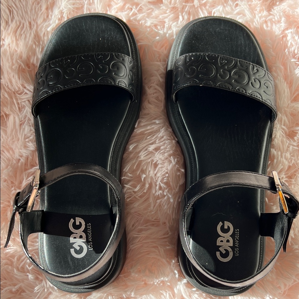 GBG Los Angeles Embossed Black Sandals